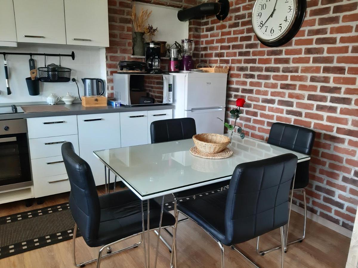 Apartments Isabella Ptuj Bagian luar foto